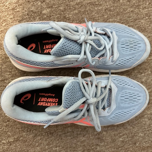 WORN TWICE ASICS SIZE 9 - Picture 5 of 5